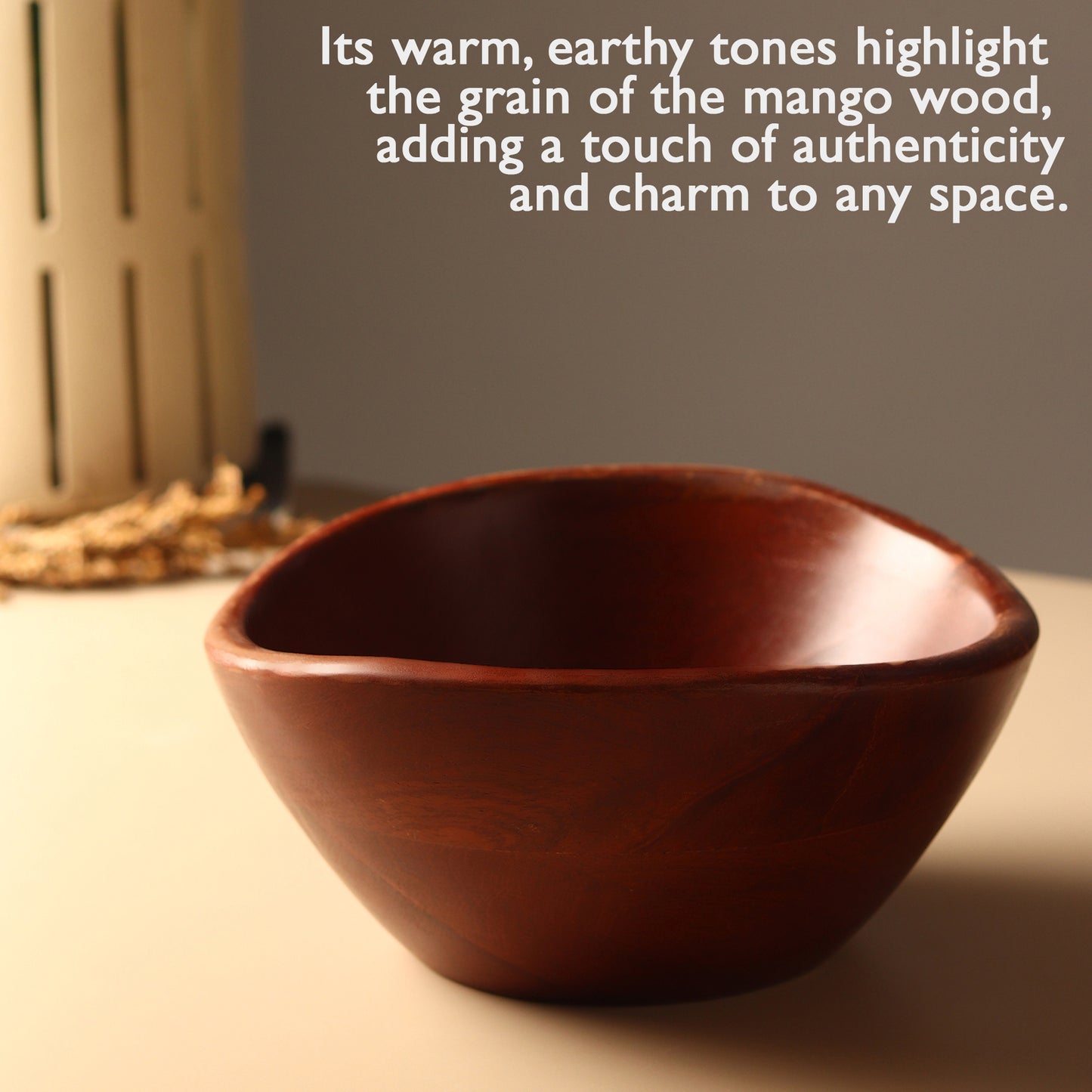Wooden serving bowls (Set of 2)