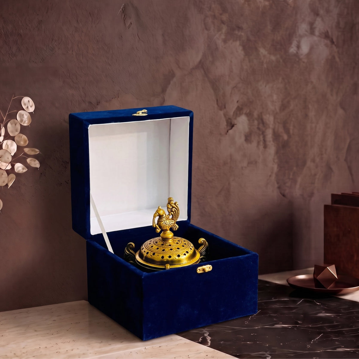 Peacock Aura Handcrafted Brass Aroma Diffuser