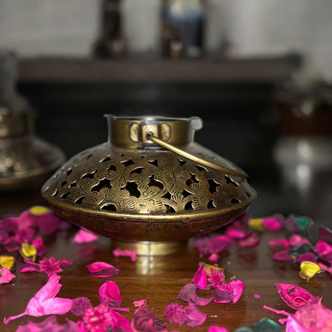 Bindya Prakash Tea-Light holder