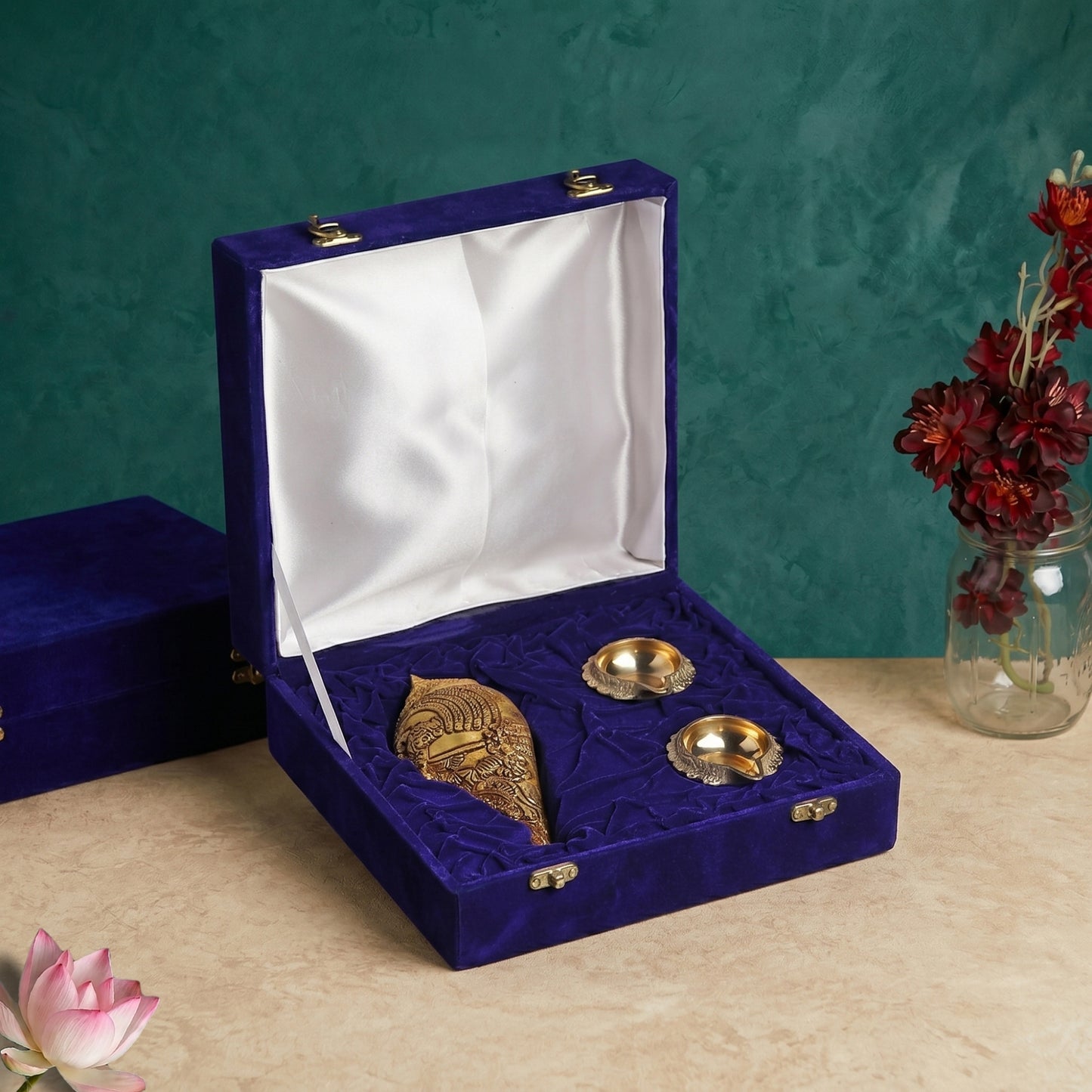 Brass Shankh + 2 Kuber Diyas Gift Set