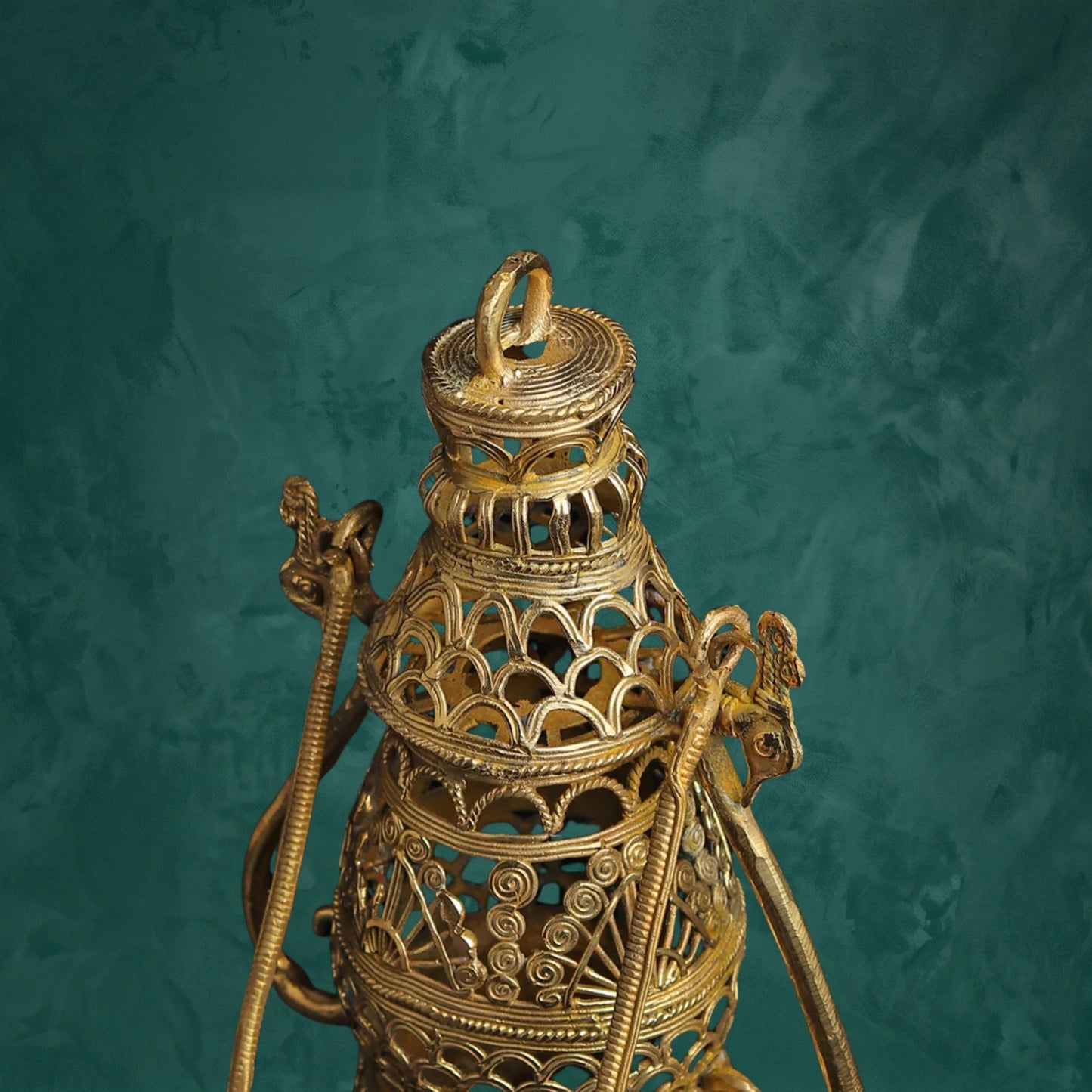 Heritage Brass Lantern – Light That Tells a Story
