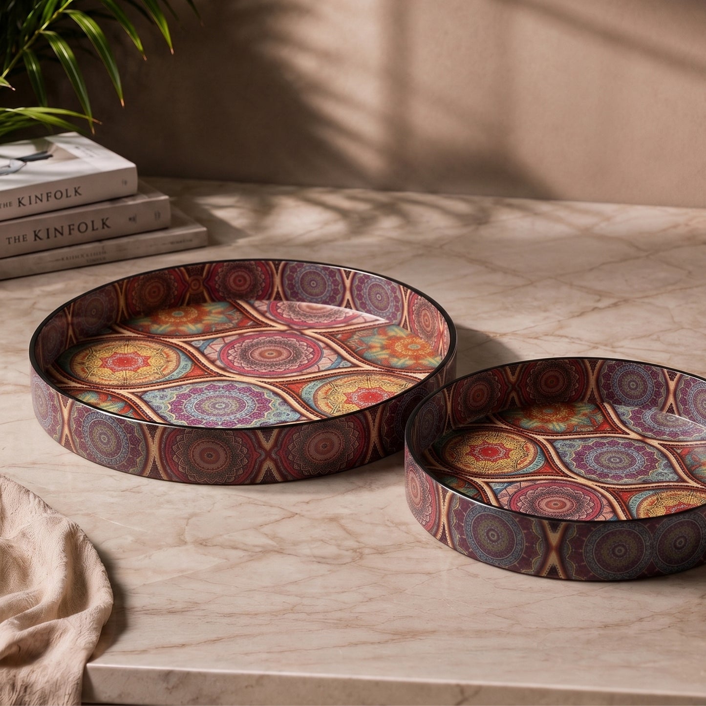 Round Multicoloured Decorative Tray Set (Set of 2)