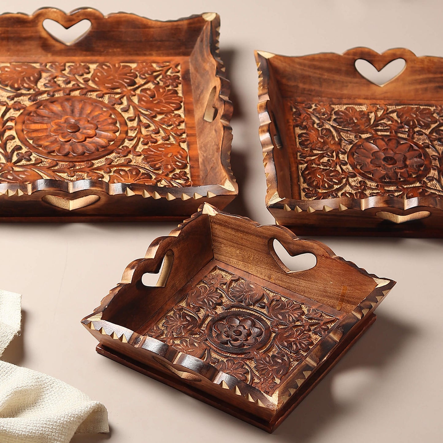 Carved Wooden Trays (Set of 3) + Kettle coaster (set of 6)
